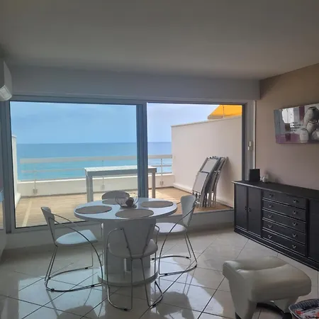 Bleu Horizon Апартаменты *